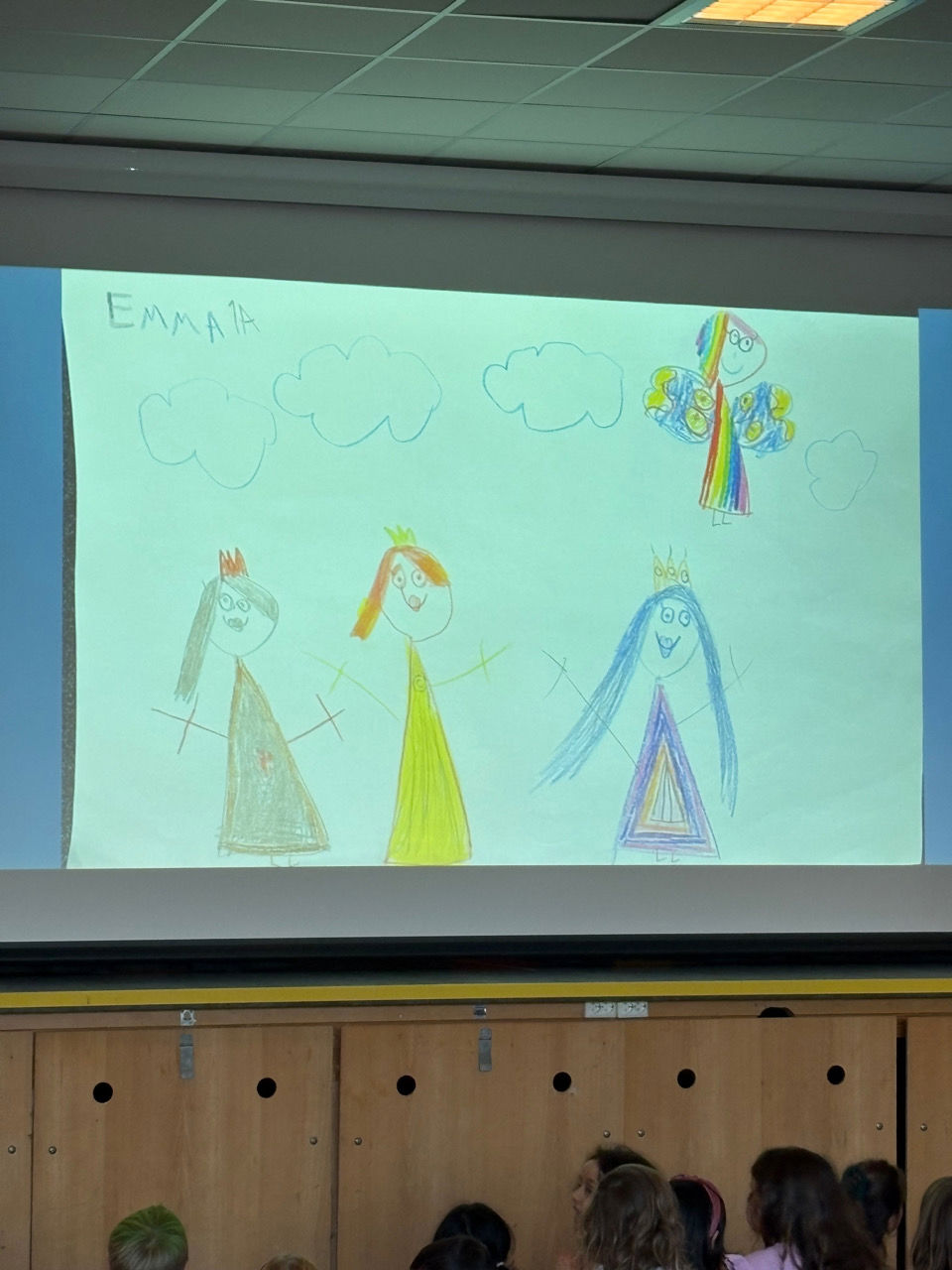 en skjerm med en tegning på